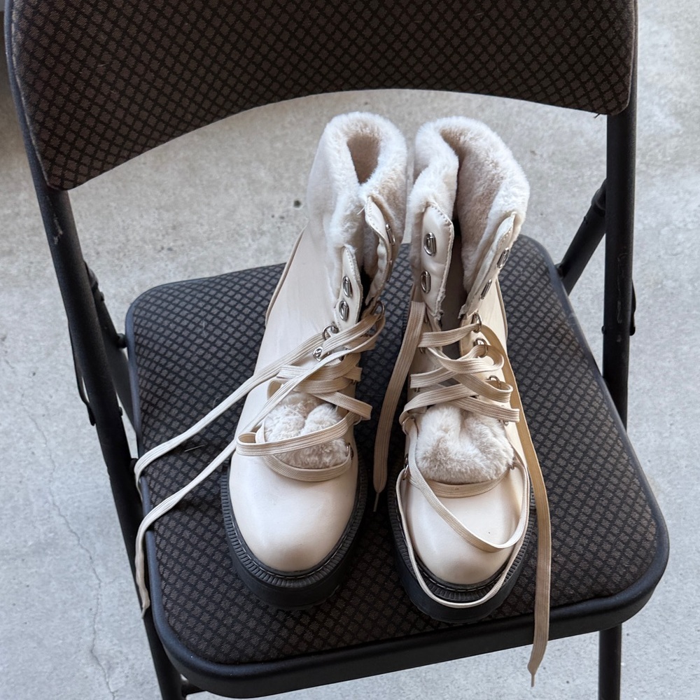 Nicole Miller Off-White Winter Boots with Fur Trim